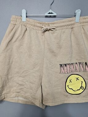 NIRVANA Beige Shorts with Yellow Smiley Logo Size L